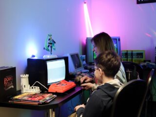 Pierwsza taka strefa gier w&nbsp;bibliotece w&nbsp;Polsce. Ruszyła Strefa Gier WBP