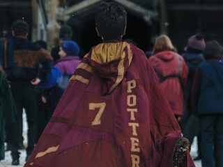 Wracamy do&nbsp;Hogwartu! Oficjalny zwiastun serialowego „Harry’ego Pottera” już w&nbsp;sieci