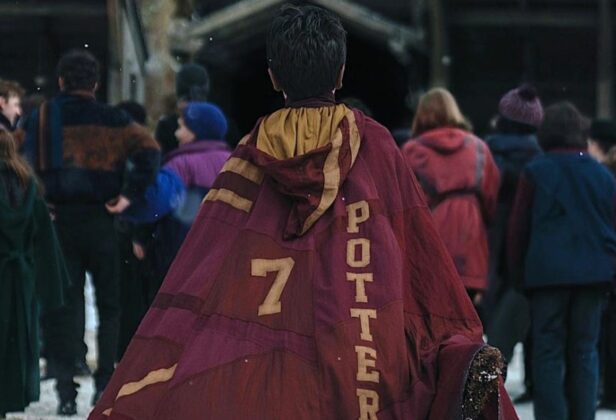 Wracamy do&nbsp;Hogwartu! Oficjalny zwiastun serialowego „Harry’ego Pottera” już w&nbsp;sieci