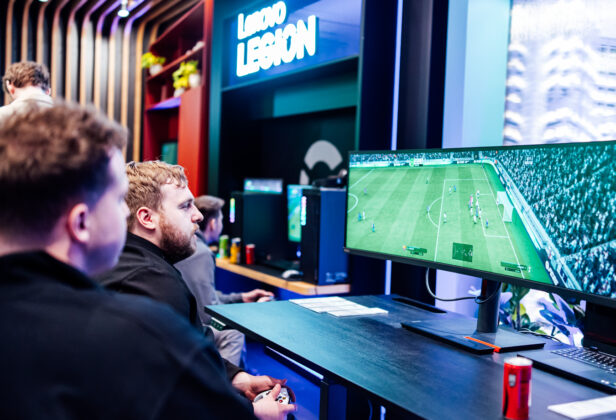 Konkretne nagrody i&nbsp;zacięta rywalizacja – byliśmy na&nbsp;turnieju EA FC 26 w&nbsp;showroomie Lenovo i&nbsp;Motoroli