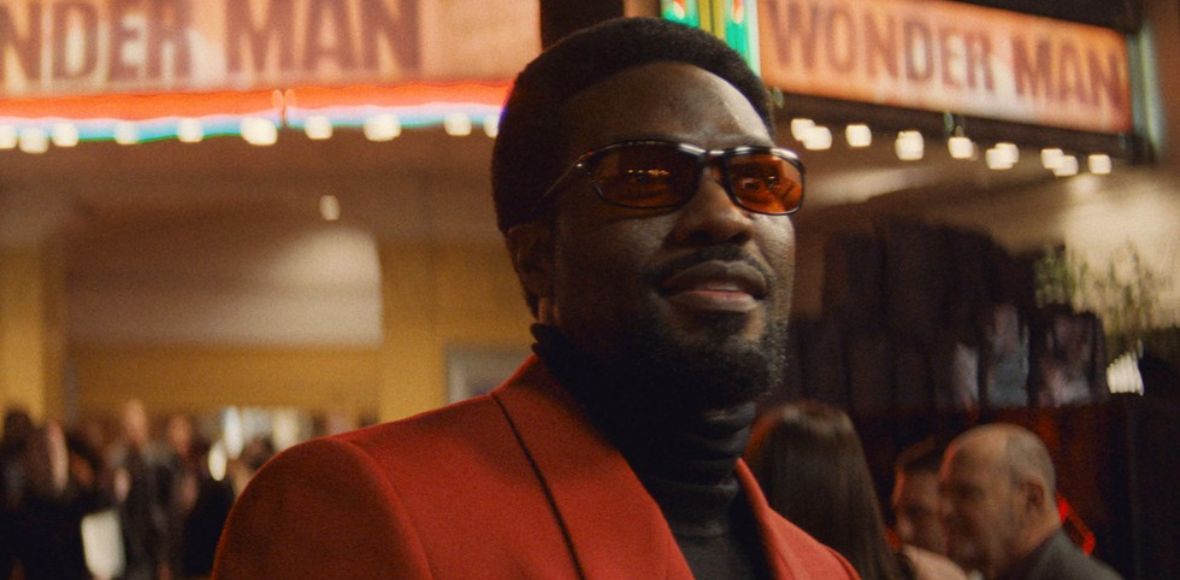 Miał być porażką, a&nbsp;okazał się powiewem świeżości. Disney zamówił 2. sezon „Wonder Man”