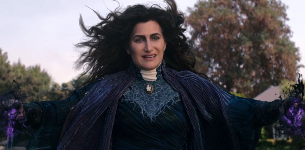 Idealny casting Disneya. Serialowa Agatha Harkness jako matka Roszpunki w&nbsp;aktorskich „Zaplątanych”