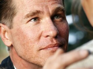 Val Kilmer „ożywiony” przez&nbsp;AI. Zwiastun „As Deep as&nbsp;the Grave” podzielił internautów