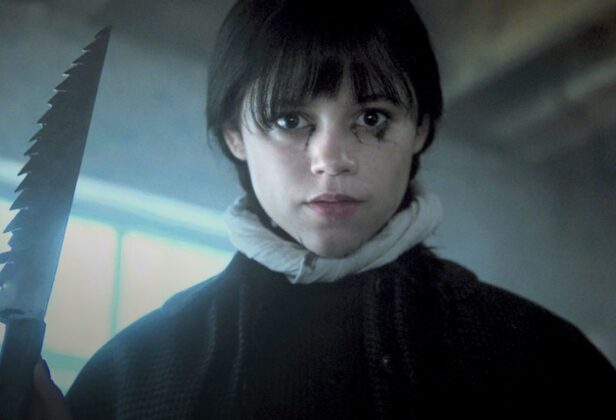 Jenna Ortega w&nbsp;Paryżu. Netflix opublikował pierwsze zdjęcie z&nbsp;3. sezonu „Wednesday”