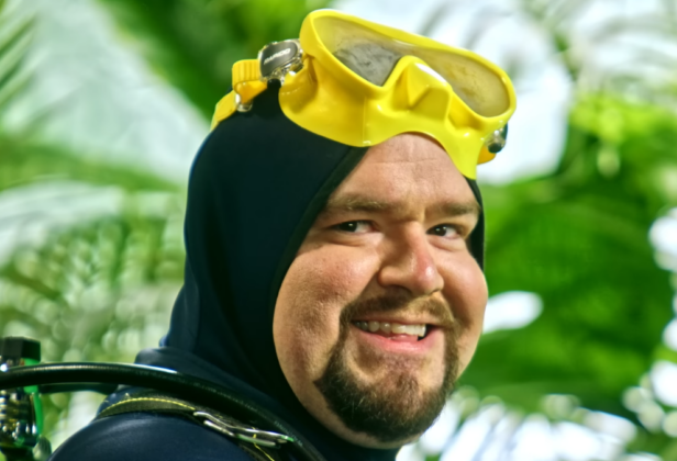Reżyser „Sharknado” nakręcił film promujący DLC do&nbsp;Dave the Diver. Całość już jest dostępna w&nbsp;sieci