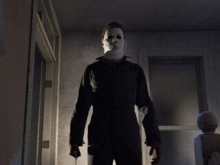 Michael Myers przypomina o&nbsp;dacie premiery Halloween. Na&nbsp;nocne polowanie wyruszymy już niedługo