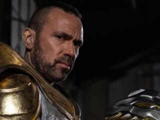 „Legenda Białego Smoka” na&nbsp;oficjalnym zwiastunie. Ostatnia filmowa rola Zielonego Rangera