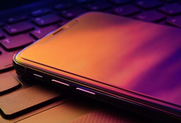 Premiera Samsung Galaxy Z&nbsp;Fold 8 Ultra – tytanowa obudowa i&nbsp;ekstremalna wydajność