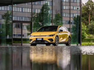 Leapmotor B05 debiutuje w&nbsp;Polsce. 218 KM, tylny napęd i&nbsp;do&nbsp;482 km zasięgu za&nbsp;106 900 zł