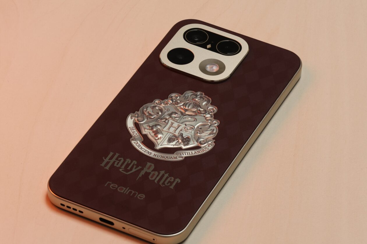 realme 16 Pro 5G Harry Potter Edition