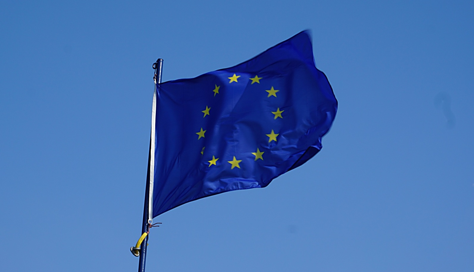 Unia Europejska planuje zmusić producentów gier do&nbsp;ochrony młodych graczy. Propozycja nowej legislacji ma&nbsp;zostać przedstawiona lada moment